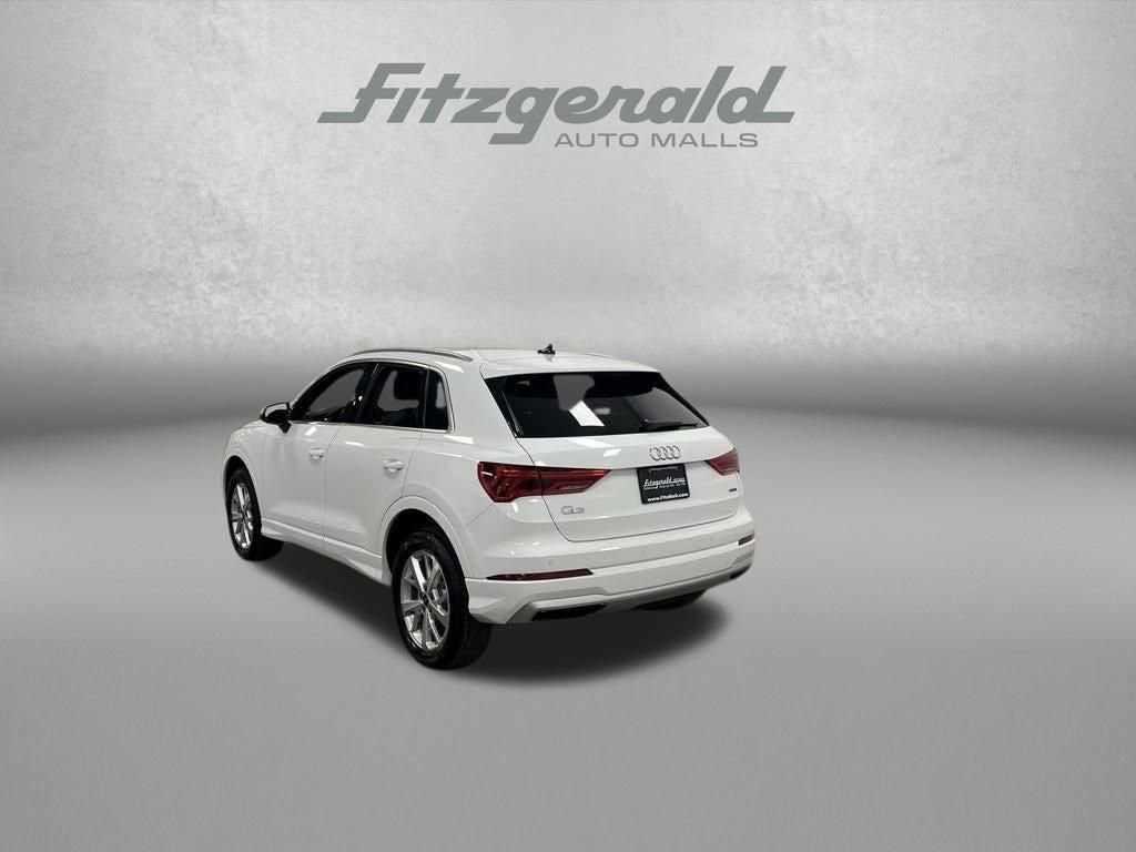 Used 2023 Audi Q3 2.0T Premium AWD/4WD image 3