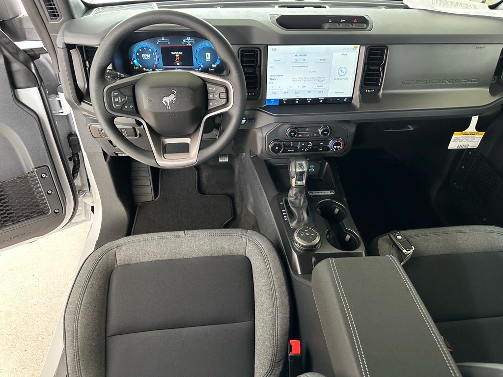 New 2025 Ford Bronco 4-Door AWD/4WD image 25