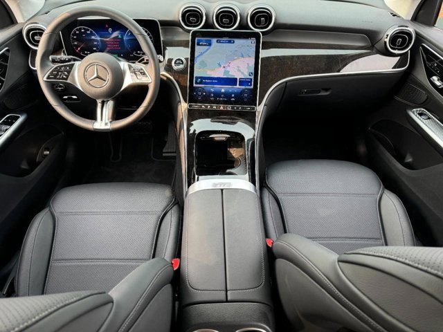 Certified 2025 Mercedes-Benz GLC 350e 4MATIC image 11
