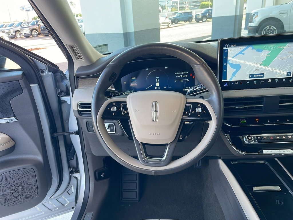 Used 2023 Lincoln Corsair Reserve w/ Equipment Group 201A image 31