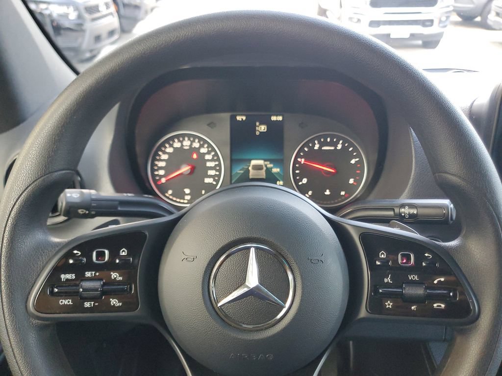 Used 2024 Mercedes-Benz Sprinter 2500 image 19