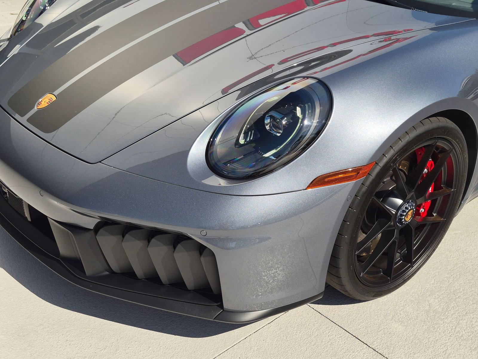 Certified 2025 Porsche 911 Carrera GTS RWD image 12