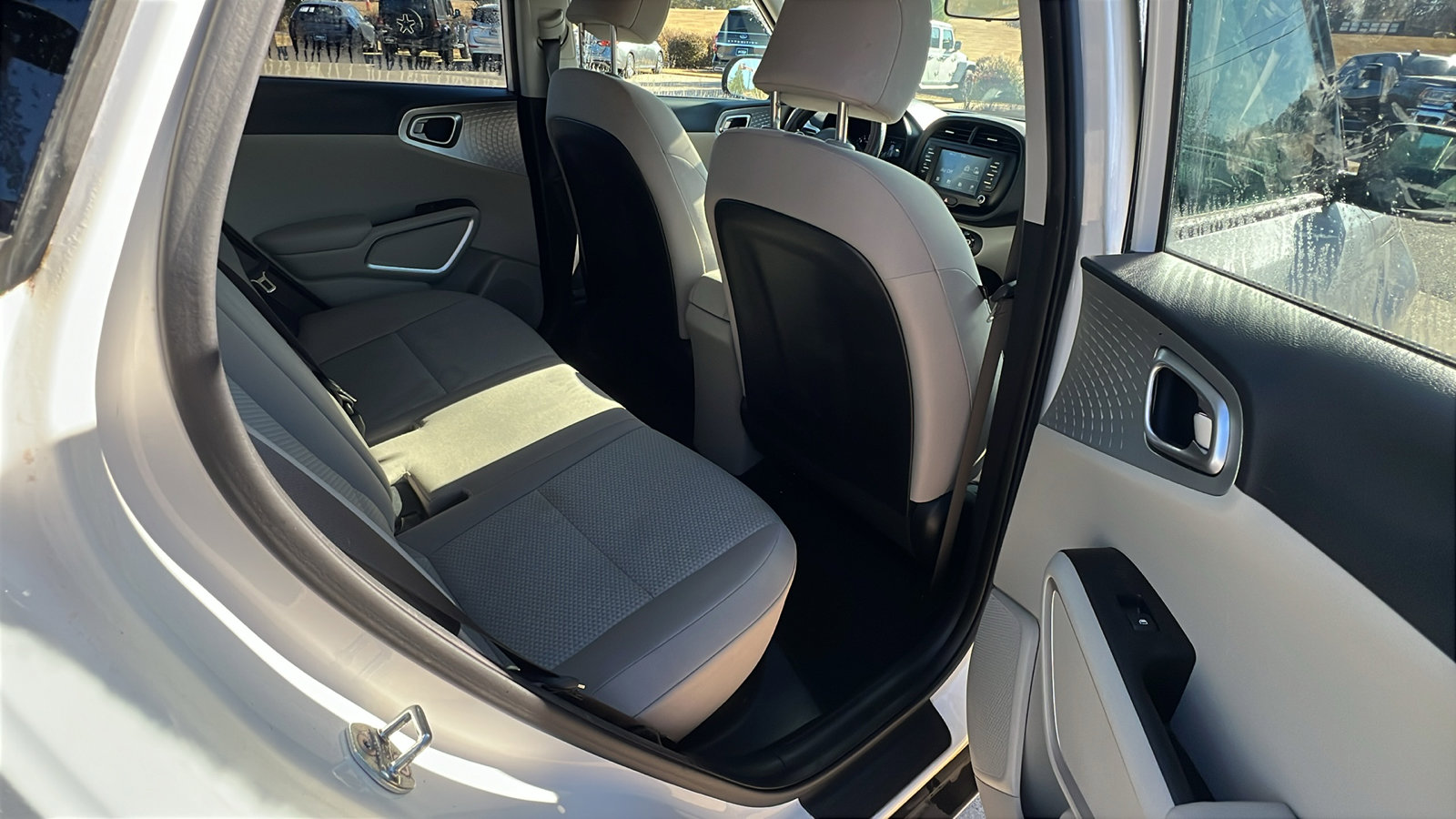 Used 2020 Kia Soul LX image 20