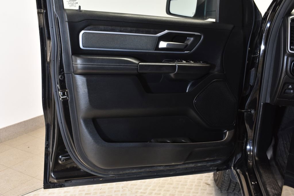 Used 2021 RAM 1500 Big Horn image 12