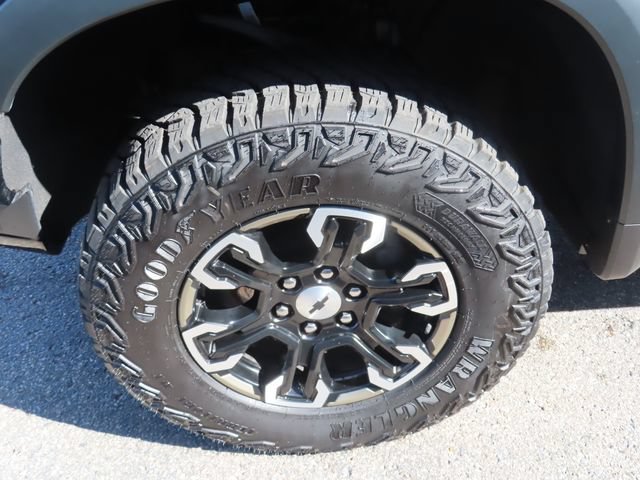 Used 2023 Chevrolet Silverado 1500 ZR2 AWD/4WD image 16