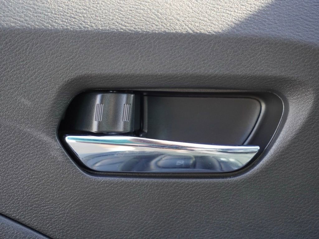 New 2025 Nissan Versa SV w/ Trunk Package image 8