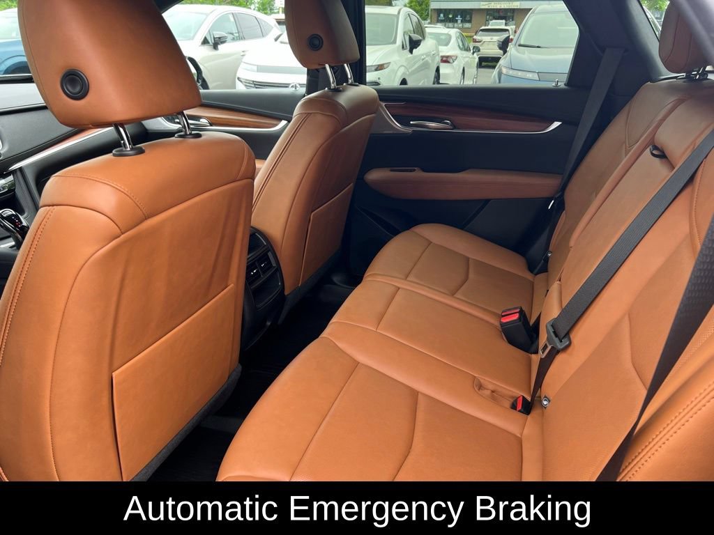 Used 2022 Cadillac XT5 Premium Luxury w/ LPO, Floor Liner Package AWD/4WD image 22