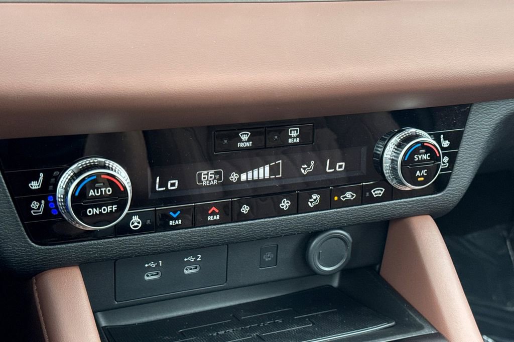 New 2026 Mitsubishi Outlander SEL AWD/4WD image 21