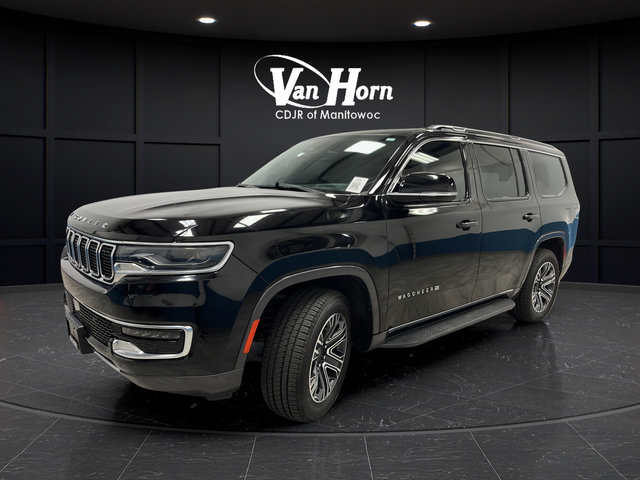 Used 2022 Jeep Wagoneer Series III AWD/4WD image 3