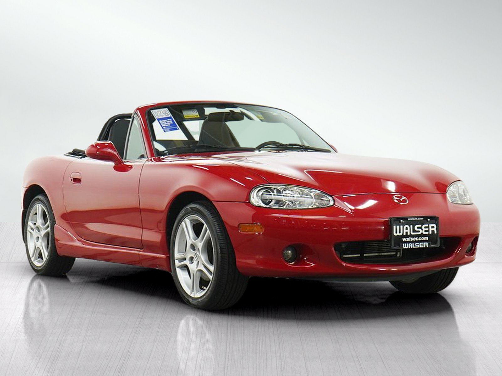 Used 2005 MAZDA MX-5 Miata LS w/ Sports Look Appearance Pkg RWD image 7