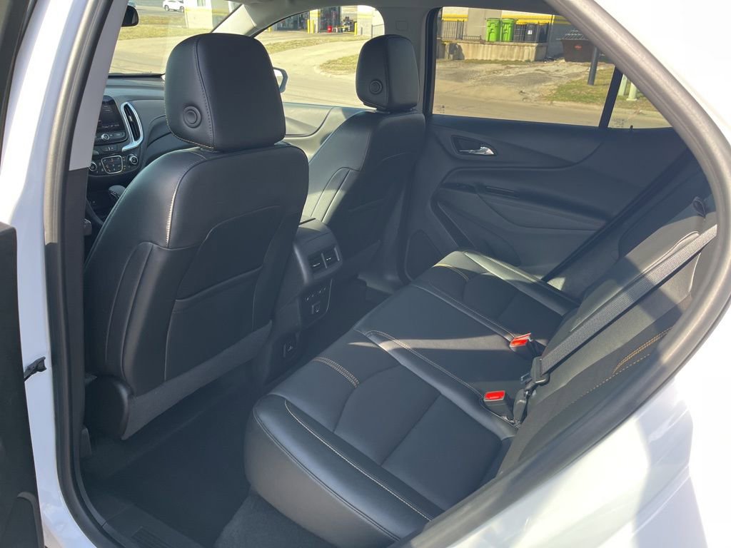 Used 2023 Chevrolet Equinox Premier image 25