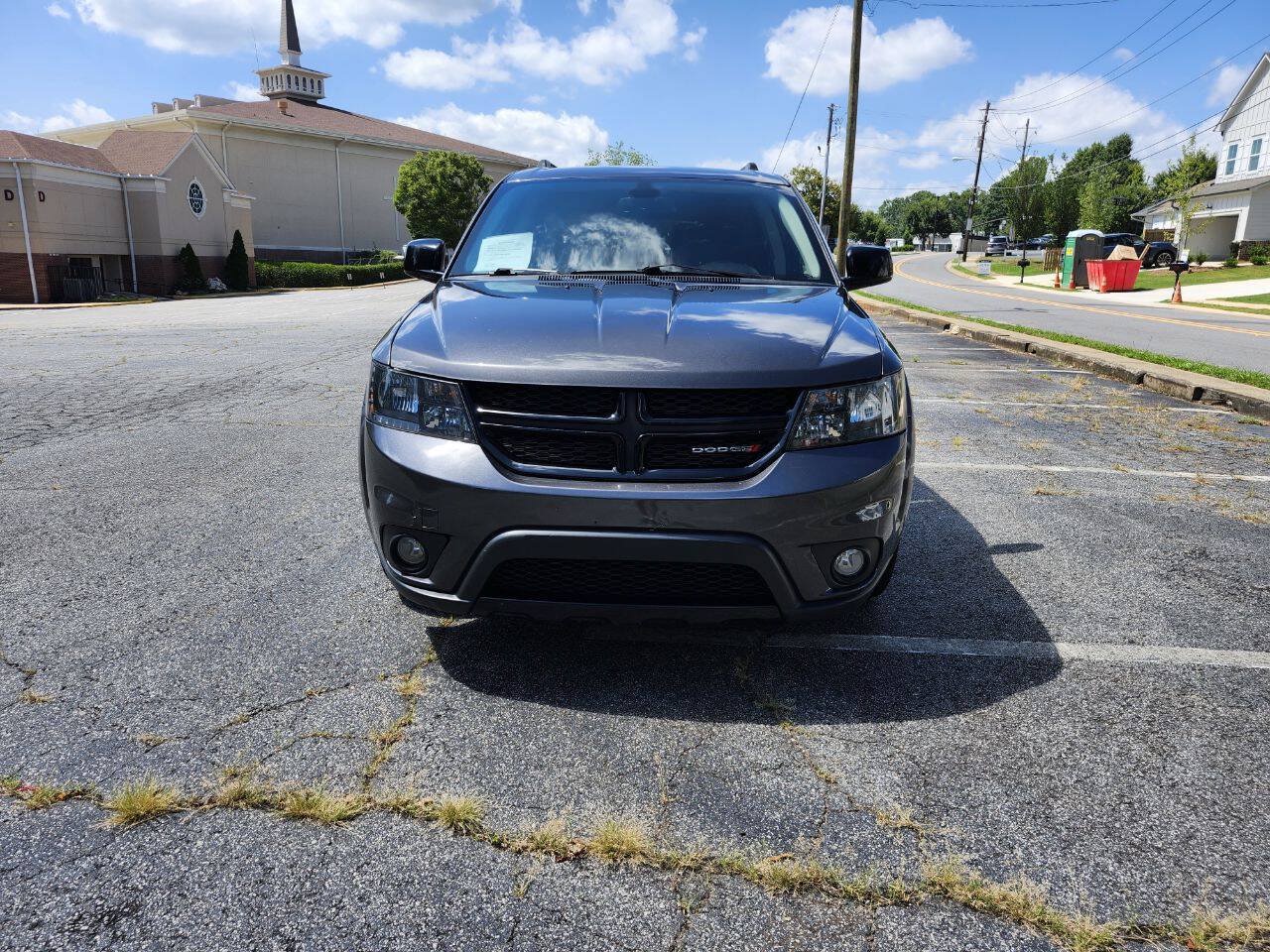 Used 2019 Dodge Journey SE w/ Connectivity Group FWD image 2
