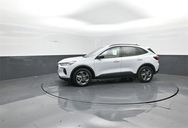 New 2026 Ford Escape ST-Line image 4