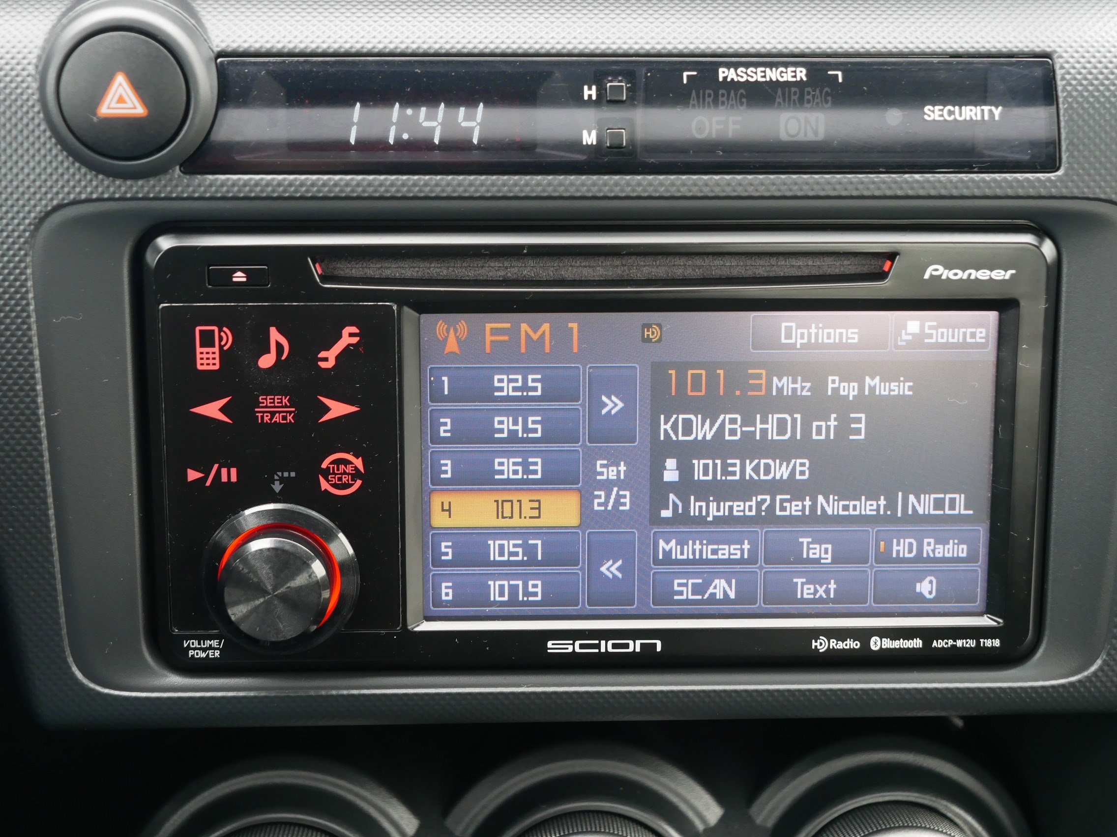 Used 2013 Scion tC image 22