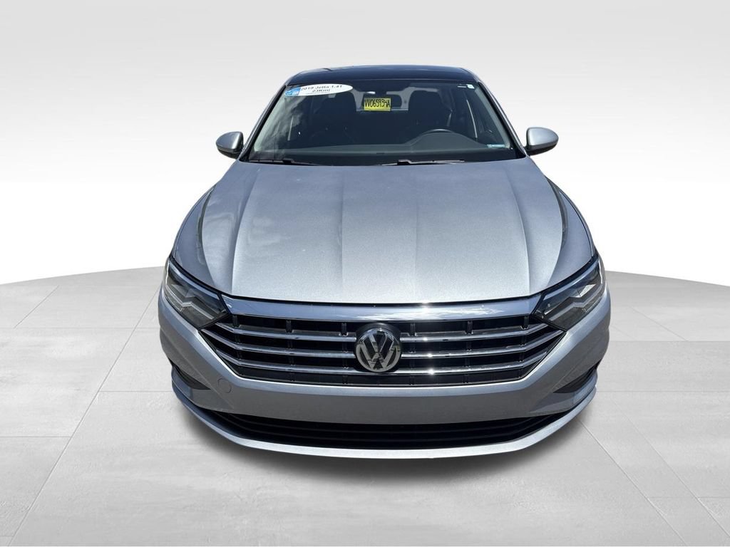 Used 2019 Volkswagen Jetta SE FWD image 3