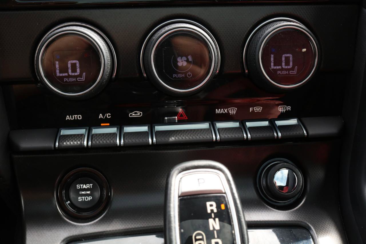 Used 2016 Jaguar F-TYPE S image 44