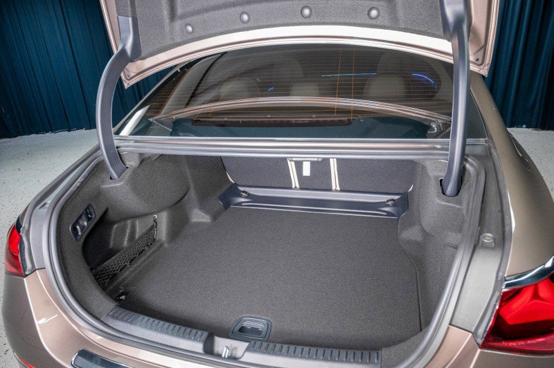 Certified 2026 Mercedes-Benz E 350 Sedan image 6