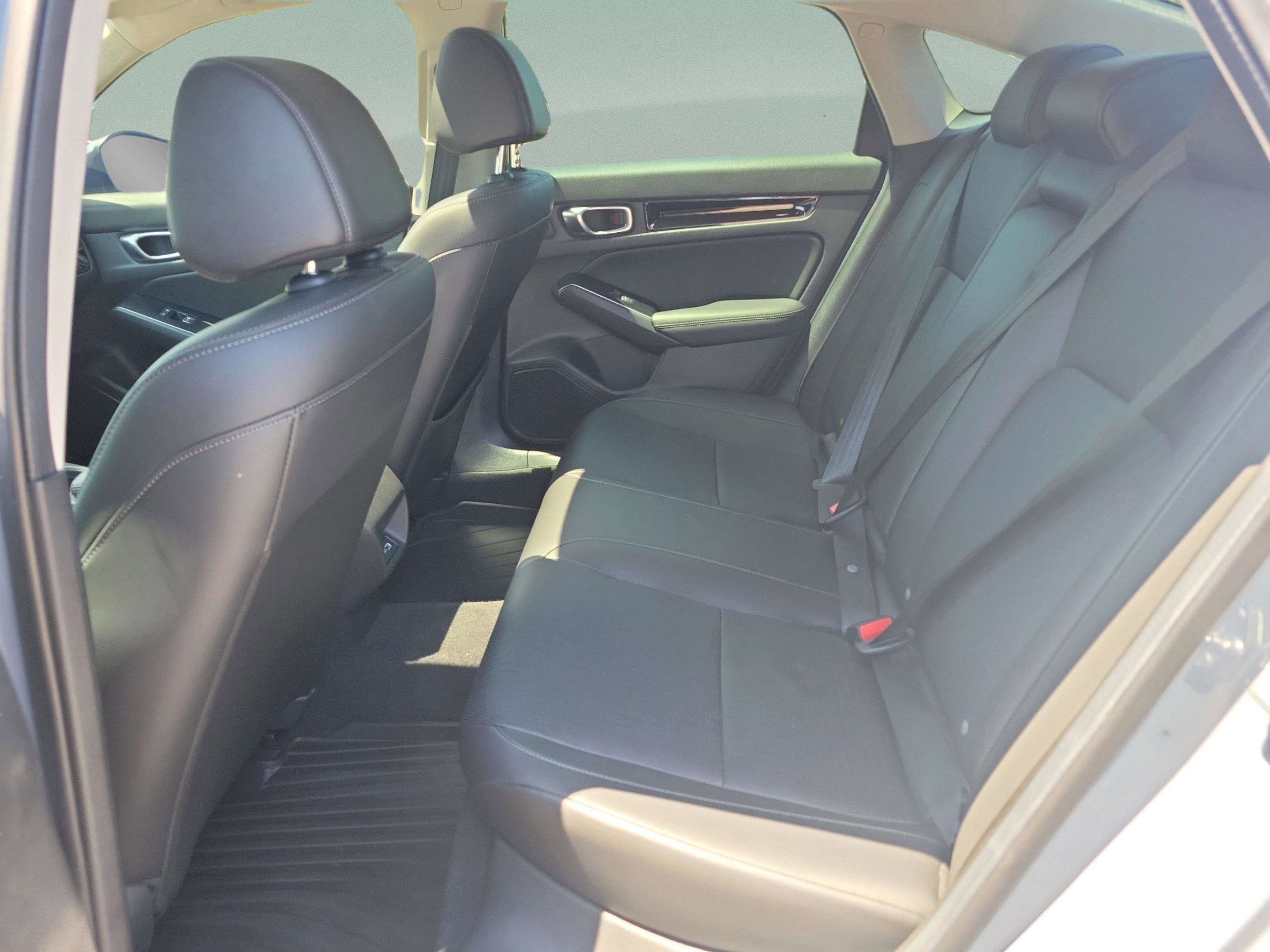 Used 2024 Honda Civic Touring image 9