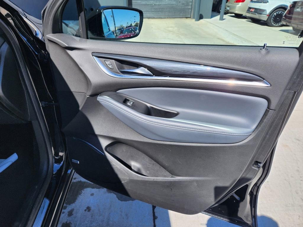 Used 2024 Buick Enclave Premium image 18