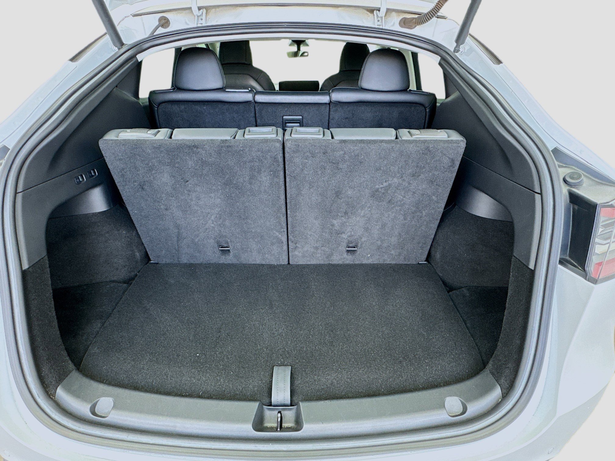 Used 2021 Tesla Model Y Long Range image 18