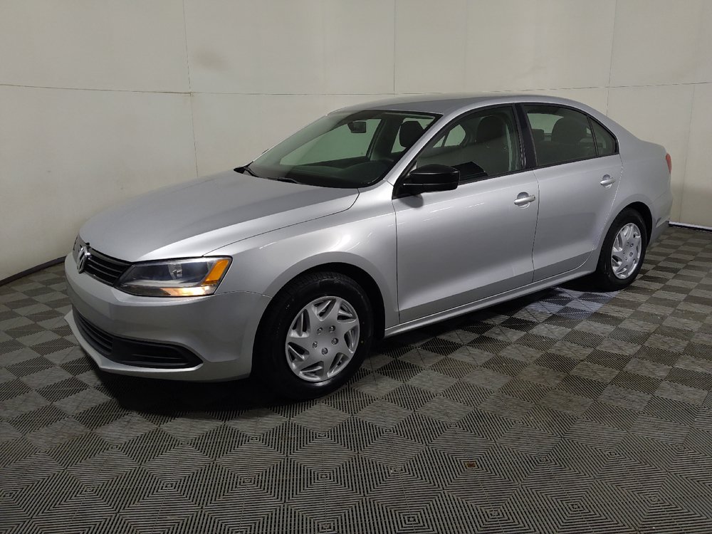 Used 2014 Volkswagen Jetta S FWD image 2