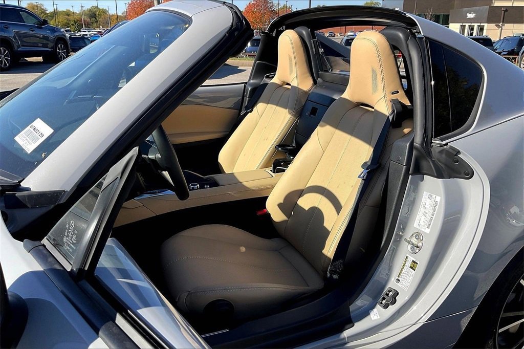 Used 2025 MAZDA MX-5 Miata RF Grand Touring image 29