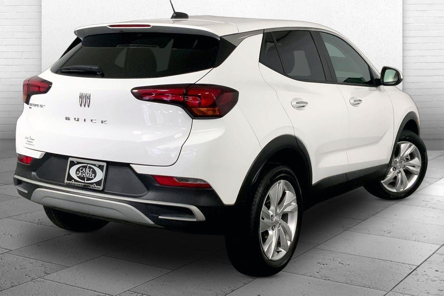 Used 2025 Buick Encore GX Preferred AWD/4WD image 15