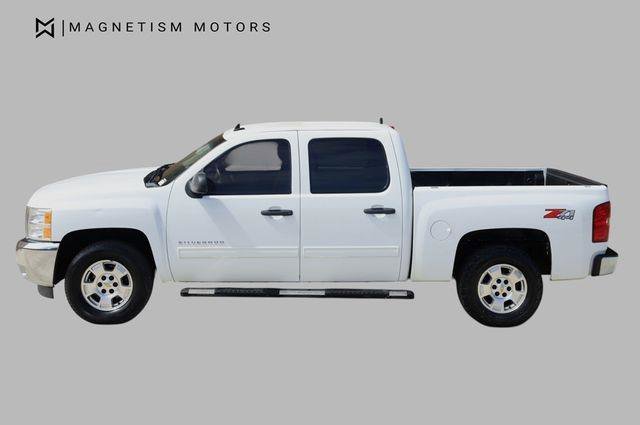 Used 2013 Chevrolet Silverado 1500 LT w/ All-Star Edition AWD/4WD image 2
