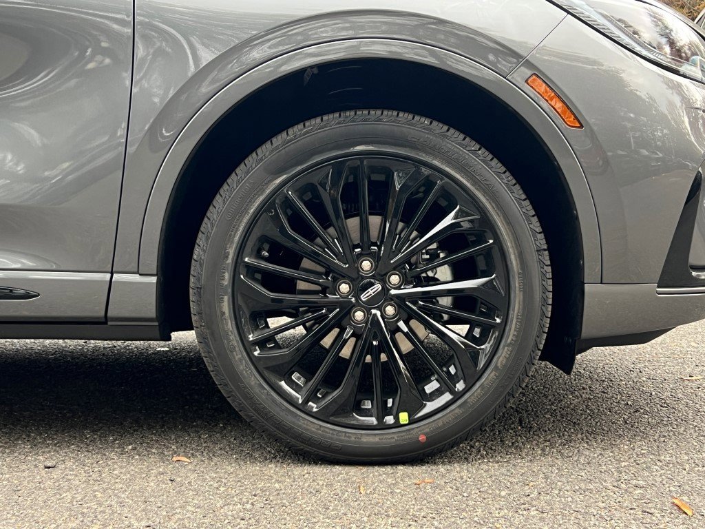 New 2026 Lincoln Corsair Premiere AWD/4WD image 6