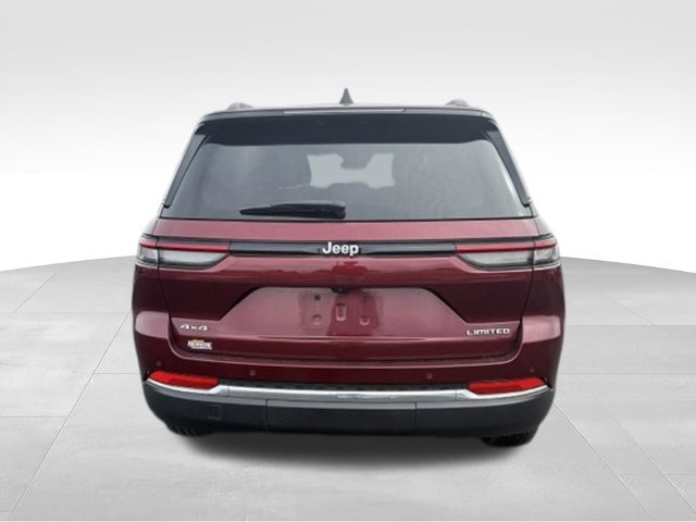 Used 2024 Jeep Grand Cherokee Limited w/ Trailer Tow Package AWD/4WD image 8
