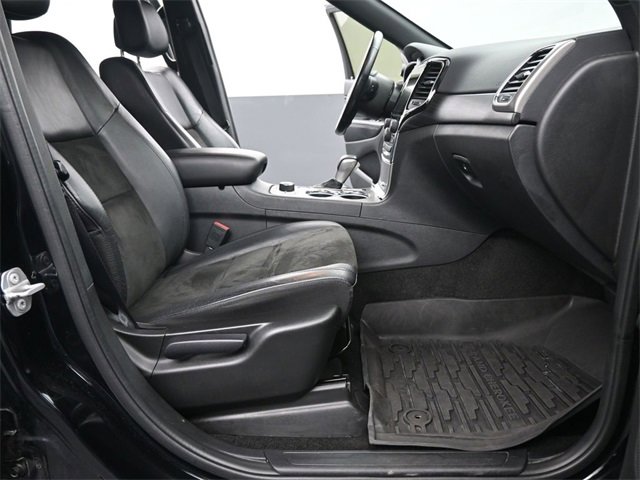 Used 2022 Jeep Grand Cherokee Laredo X image 18