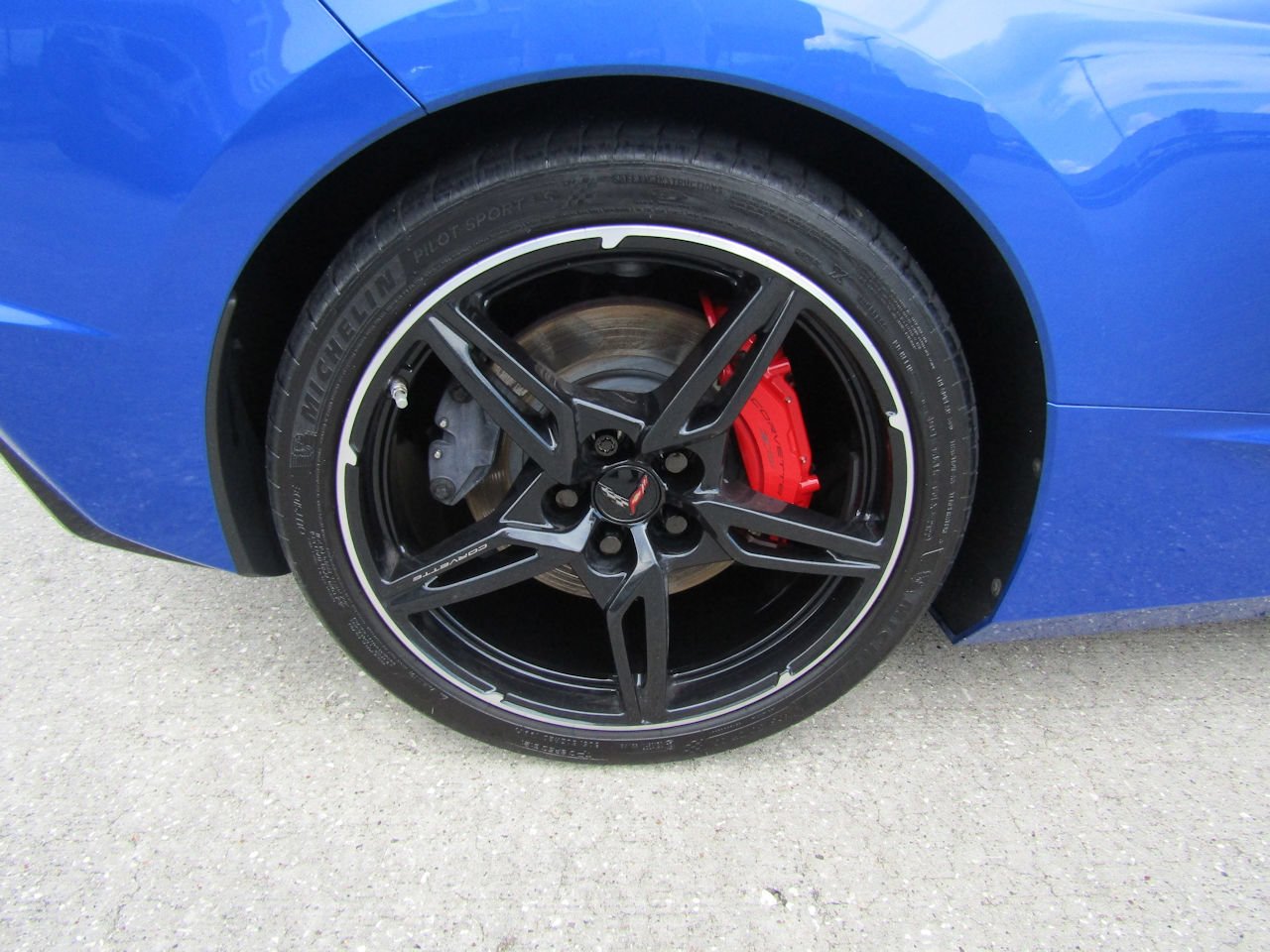Used 2023 Chevrolet Corvette Stingray Preferred Conv w/ Z51 Performance Package RWD image 23