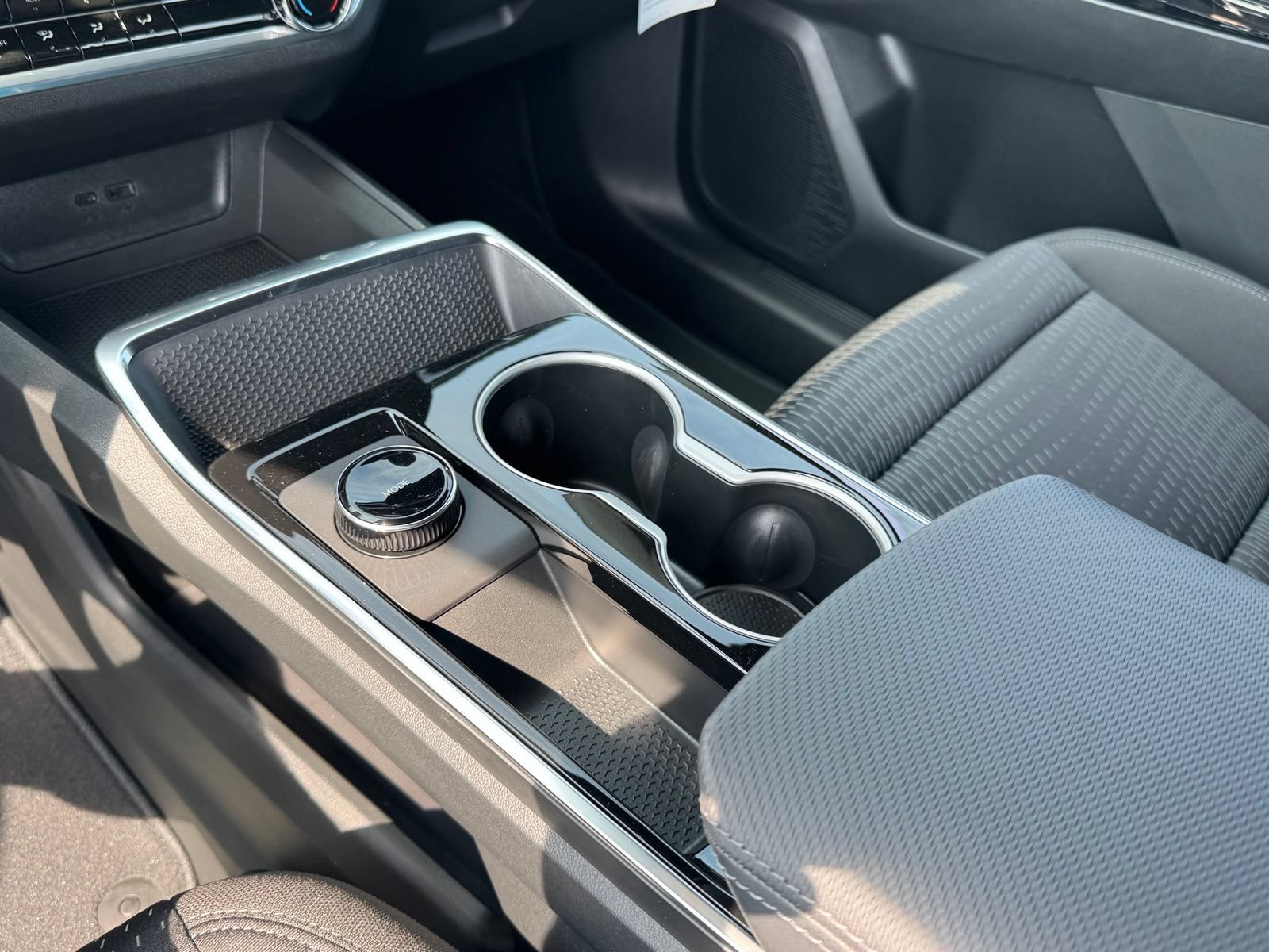 New 2027 Chevrolet Equinox LT AWD/4WD image 22
