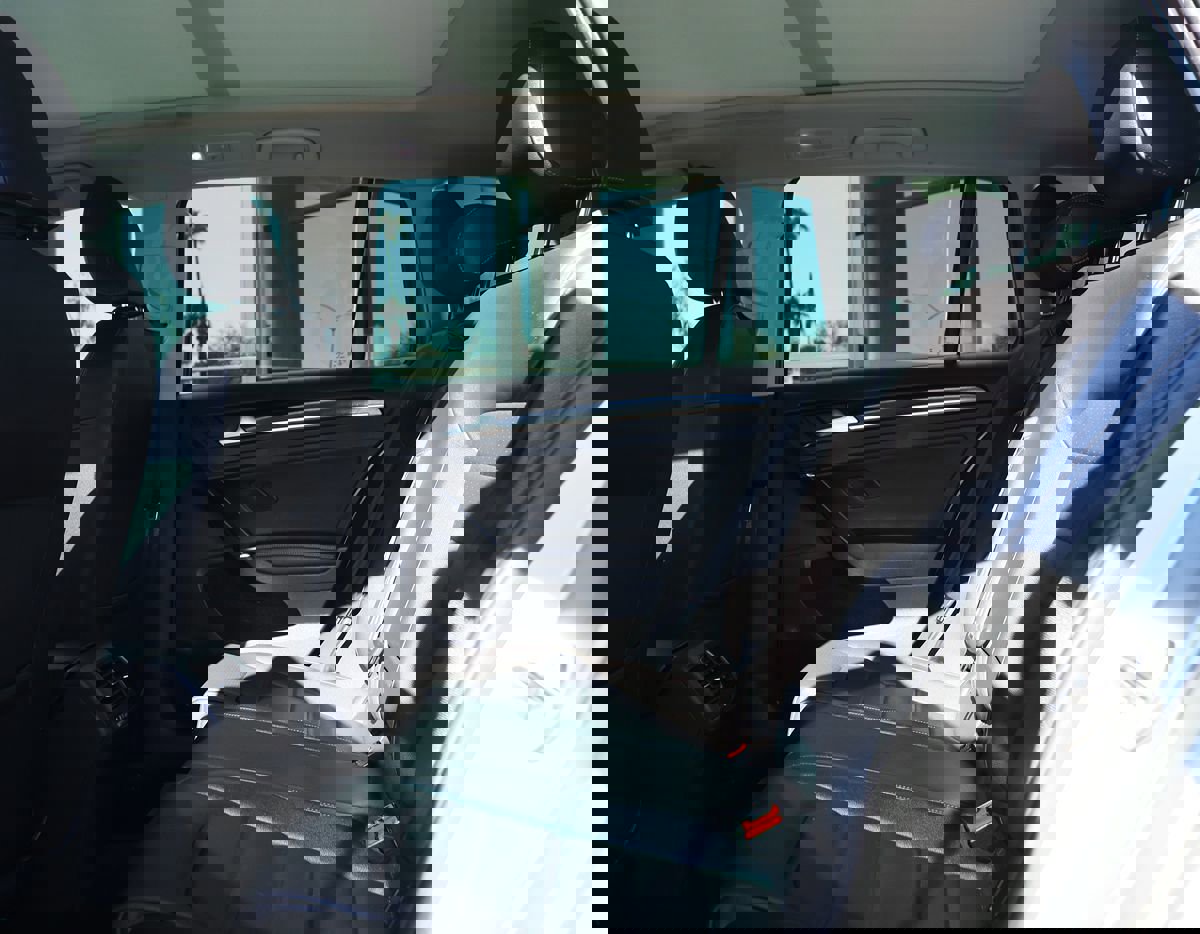 Used 2015 Volkswagen Golf SEL w/ Lighting Package (SEL) image 30