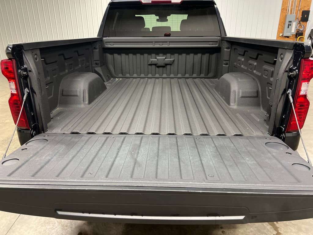 Used 2023 Chevrolet Silverado 1500 LT image 12