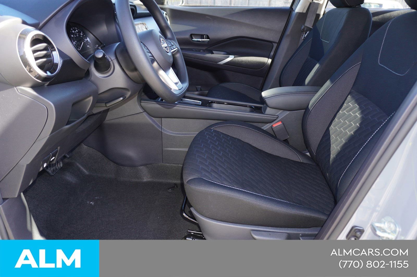 Used 2024 Nissan Kicks SV FWD image 25