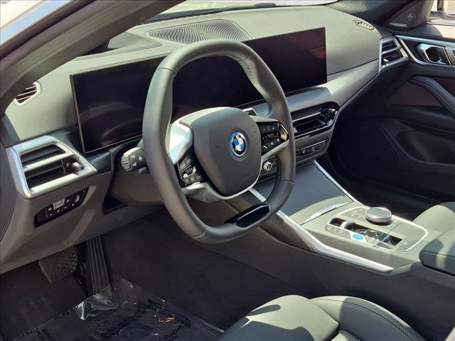 Used 2025 BMW i4 xDrive40i w/ Premium Package AWD/4WD image 10