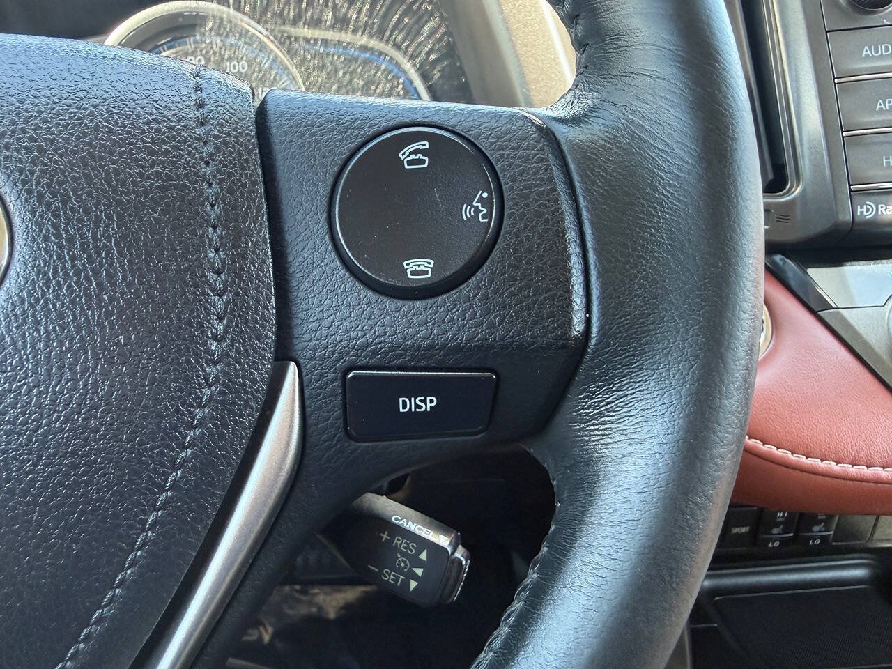 Used 2014 Toyota RAV4 Limited w/ Technology Package FWD image 34
