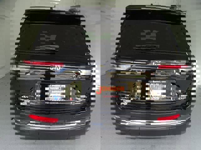 Certified 2025 Jeep Grand Cherokee Laredo X w/ Luxury Tech Group I image 26