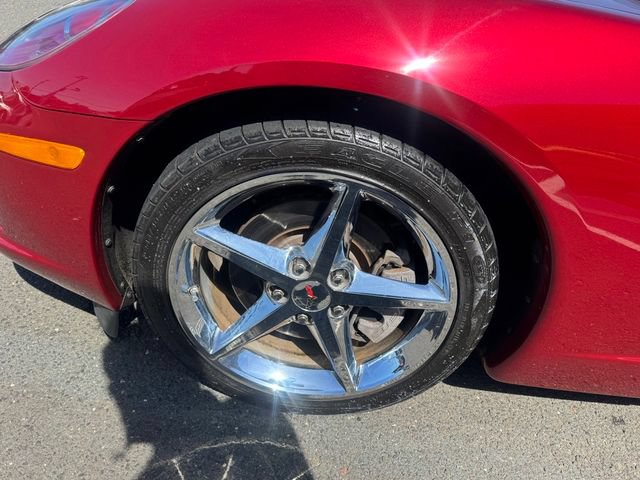 Used 2011 Chevrolet Corvette Coupe w/ Preferred Equipment Group RWD image 17