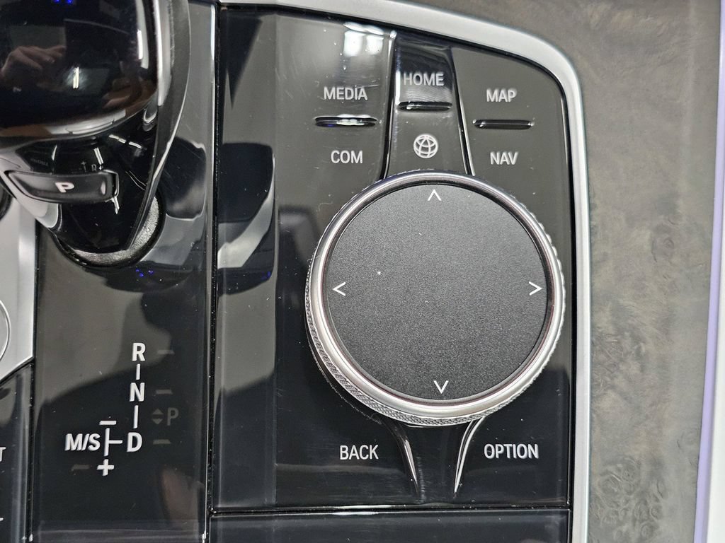 Used 2022 BMW X5 xDrive40i AWD/4WD image 24