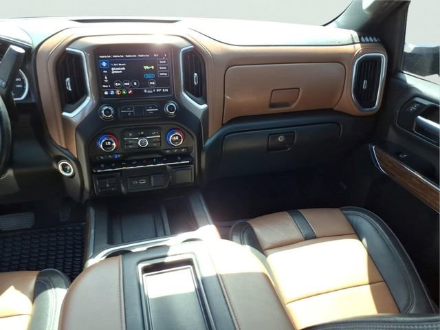 Used 2022 Chevrolet Silverado 3500 High Country w/ Safety Package II AWD/4WD image 15