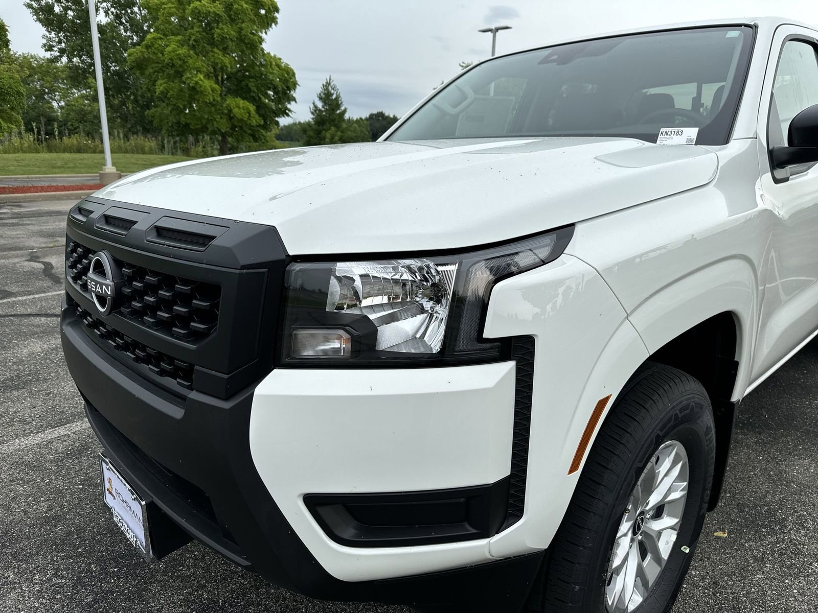 Certified 2025 Nissan Frontier S image 29