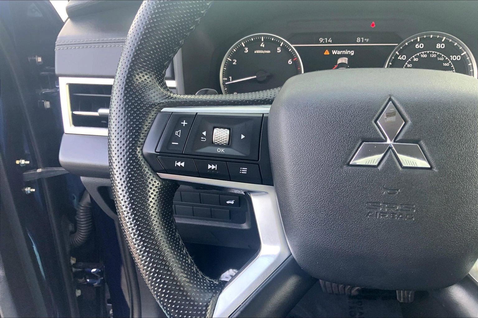 Used 2022 Mitsubishi Outlander SE AWD/4WD image 23