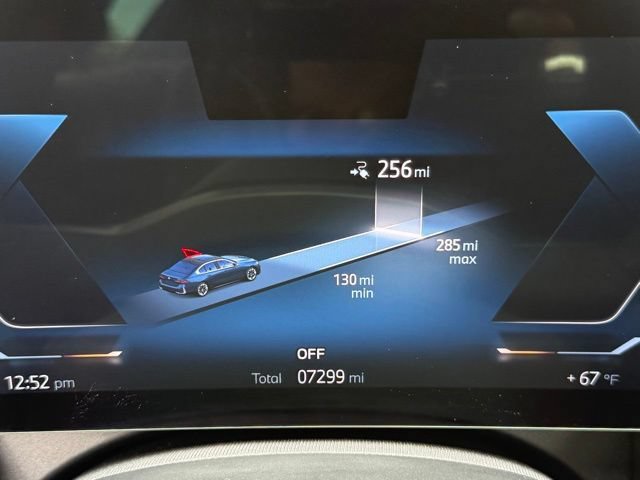 Used 2025 BMW i5 xDrive40 w/ Executive Package AWD/4WD image 27
