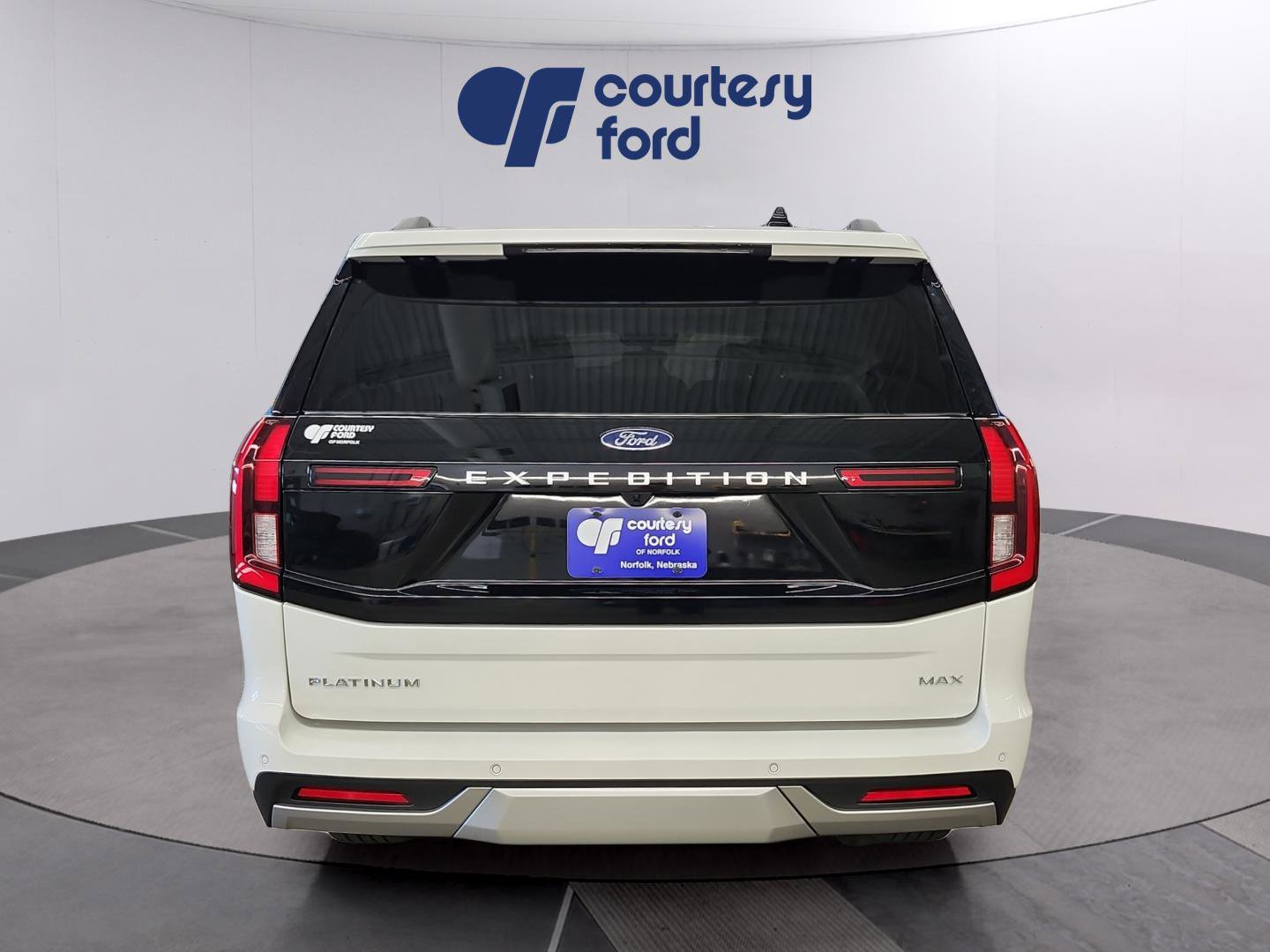 New 2026 Ford Expedition Max Platinum AWD/4WD image 6