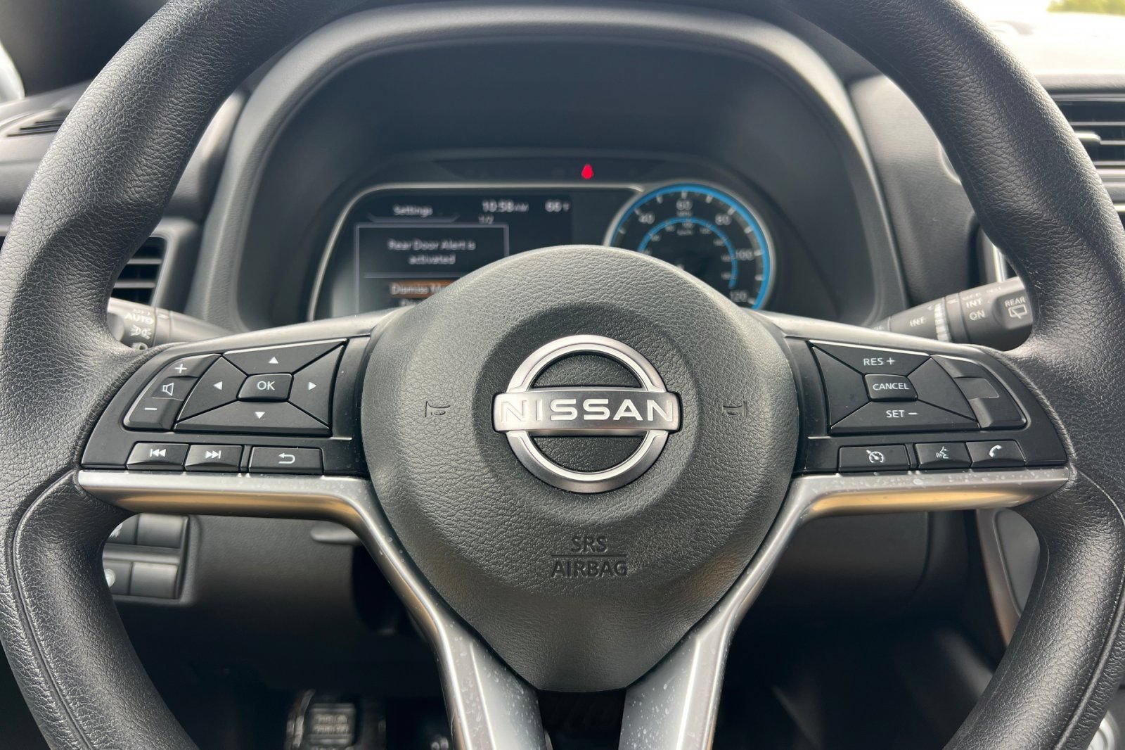 Certified 2025 Nissan Leaf S FWD image 26