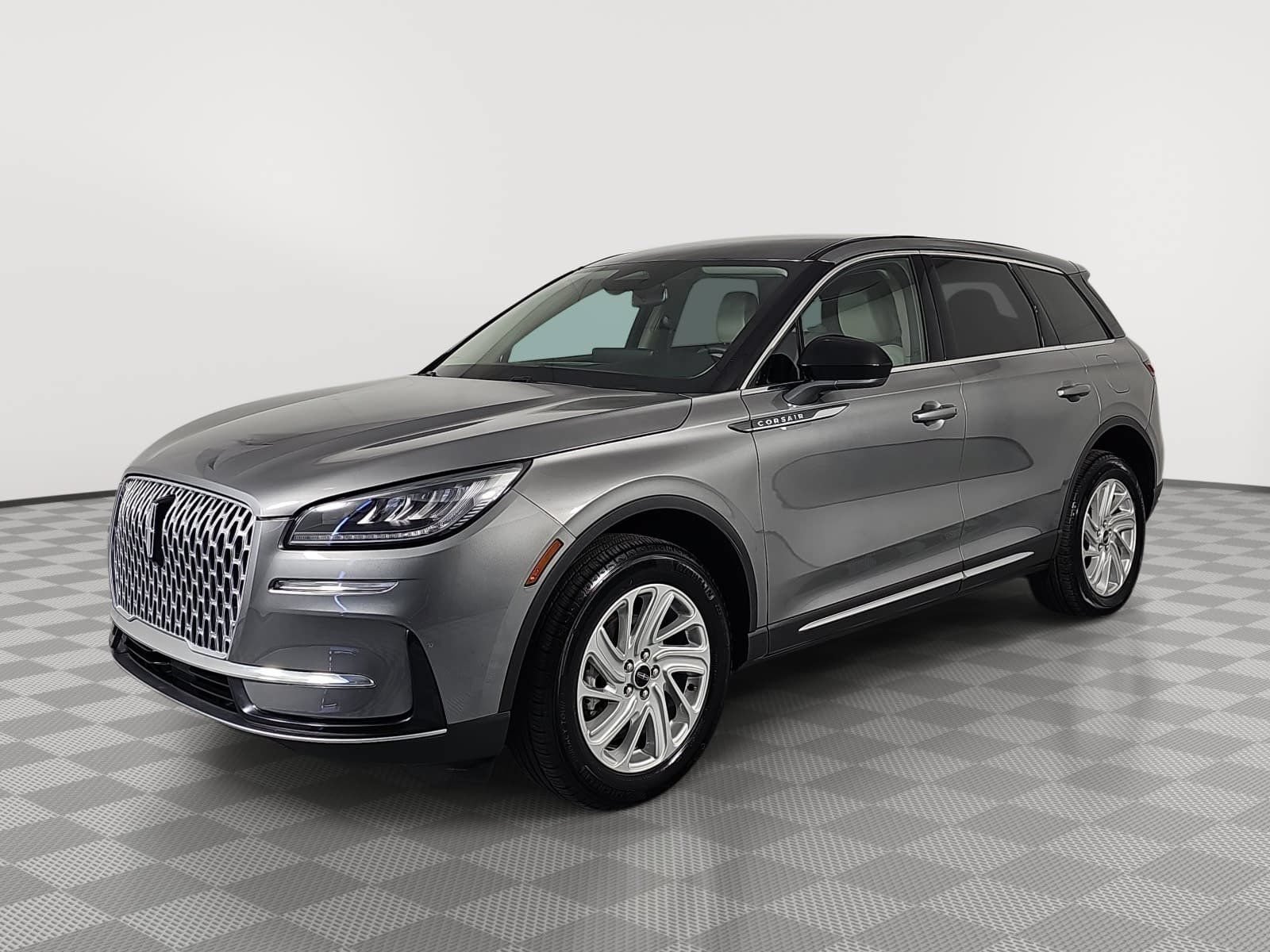 Used 2025 Lincoln Corsair FWD image 4