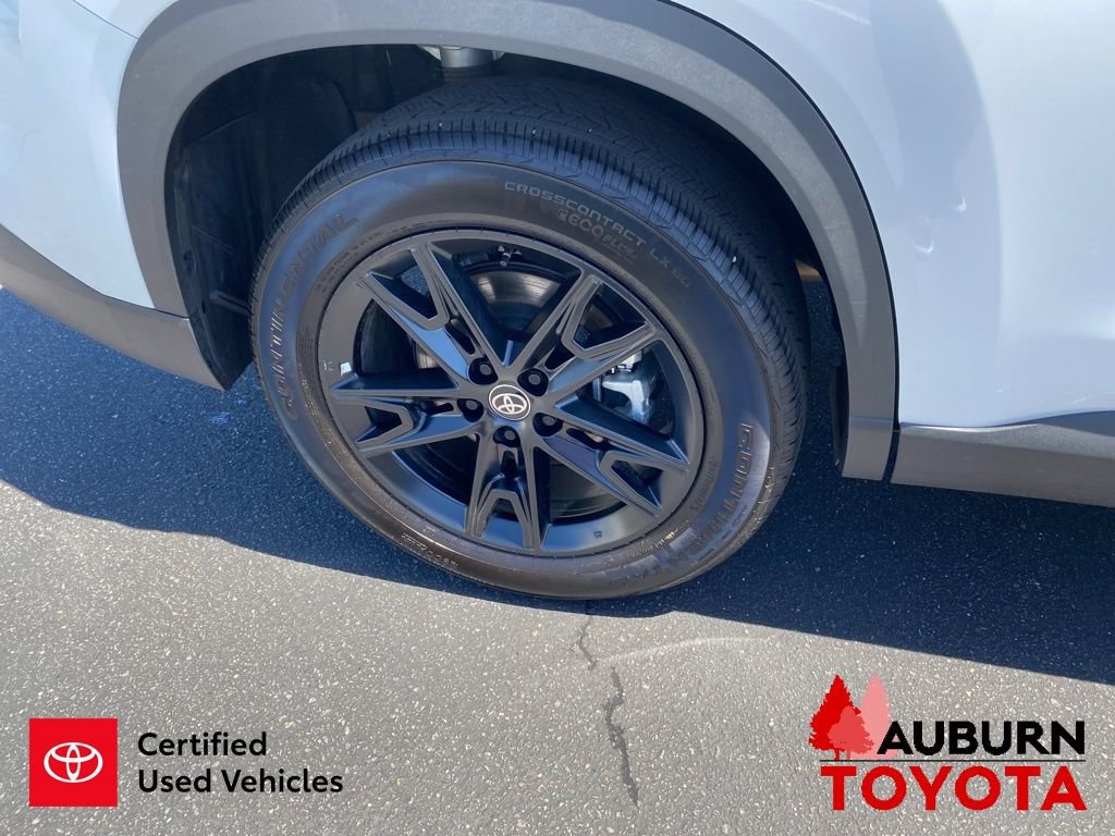 Certified 2025 Toyota Grand Highlander AWD image 9