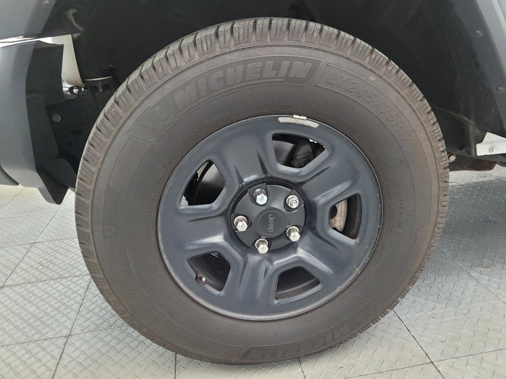Used 2018 Jeep Wrangler Unlimited Sport AWD/4WD image 31